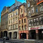 Sunny 49 Hostal *