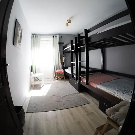 Auberge de jeunesse Sunny 49 *